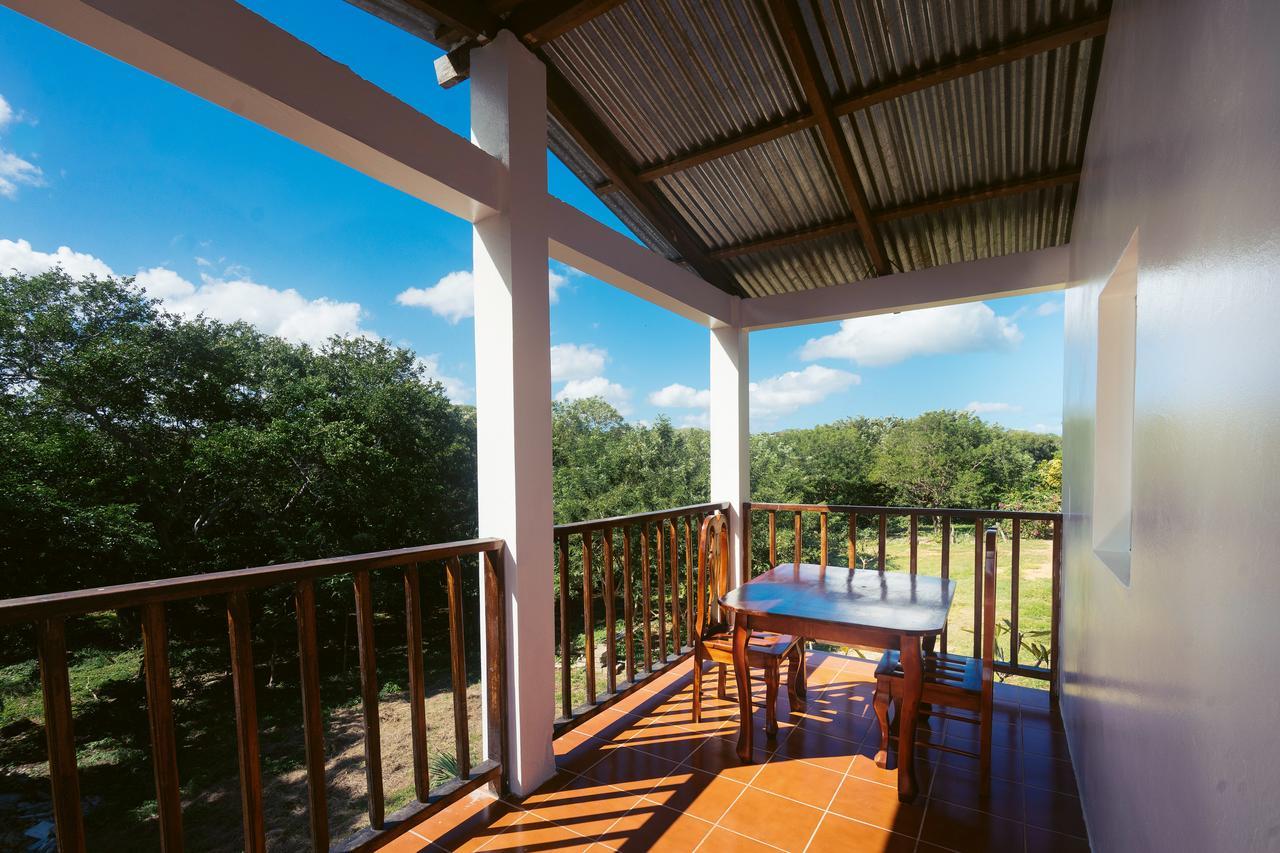 Nicawaves Hotel Popoyo Exterior photo